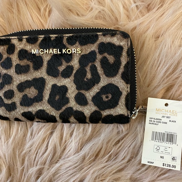 Michael Kors | Jet Set Small Zip-Around Leopard Card Case Wallet - Picture 5 of 10
